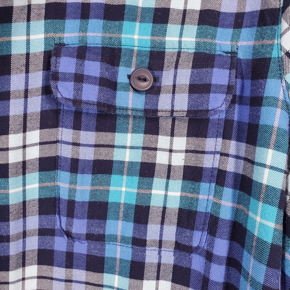 L.L. BEAN FLEECE LINED FLANNEL SHACKET - GUC - Picture 5 of 10